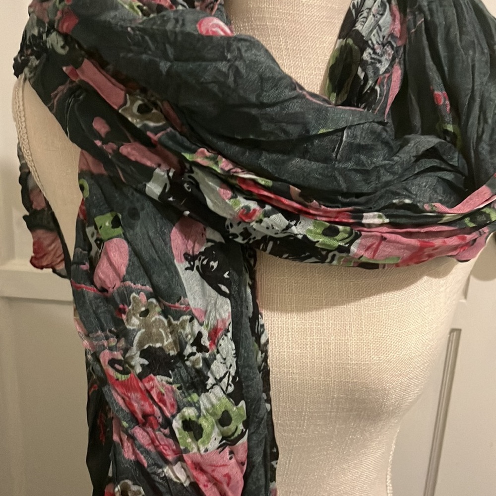 Pink grey scarf